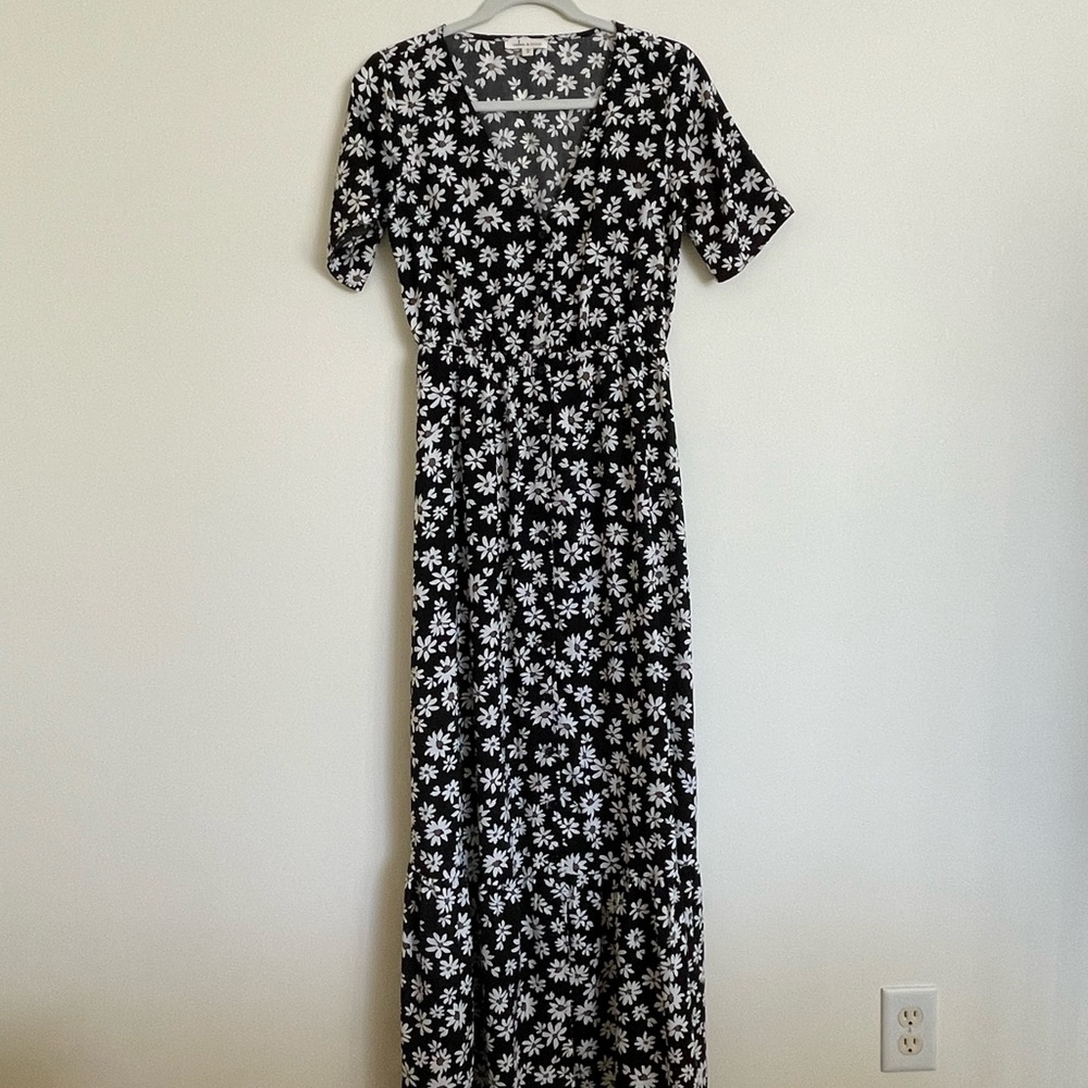 Cedar & Gold Daisy Maxi Dress